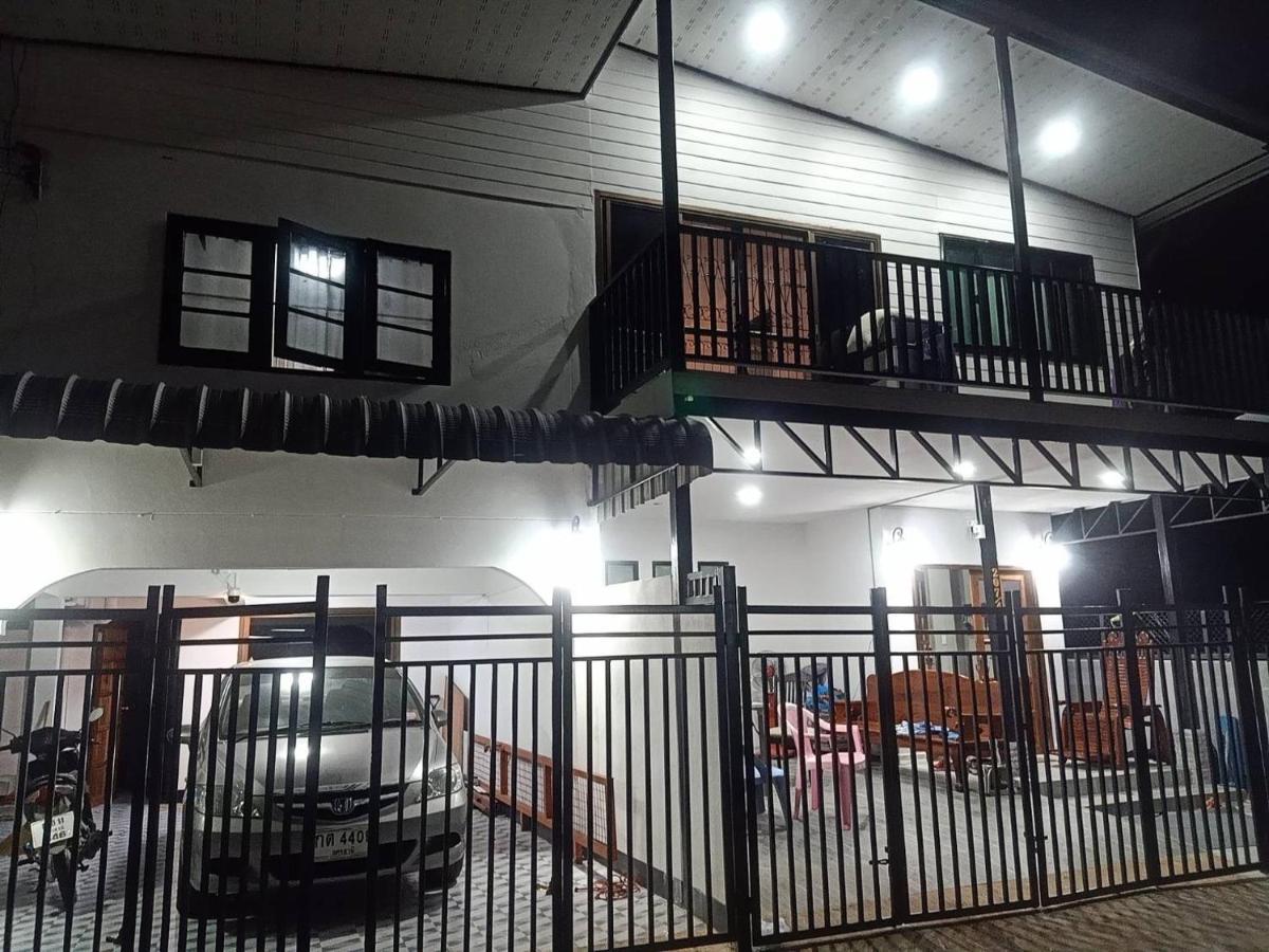 Udon House Apartamento Udon Thani Exterior foto